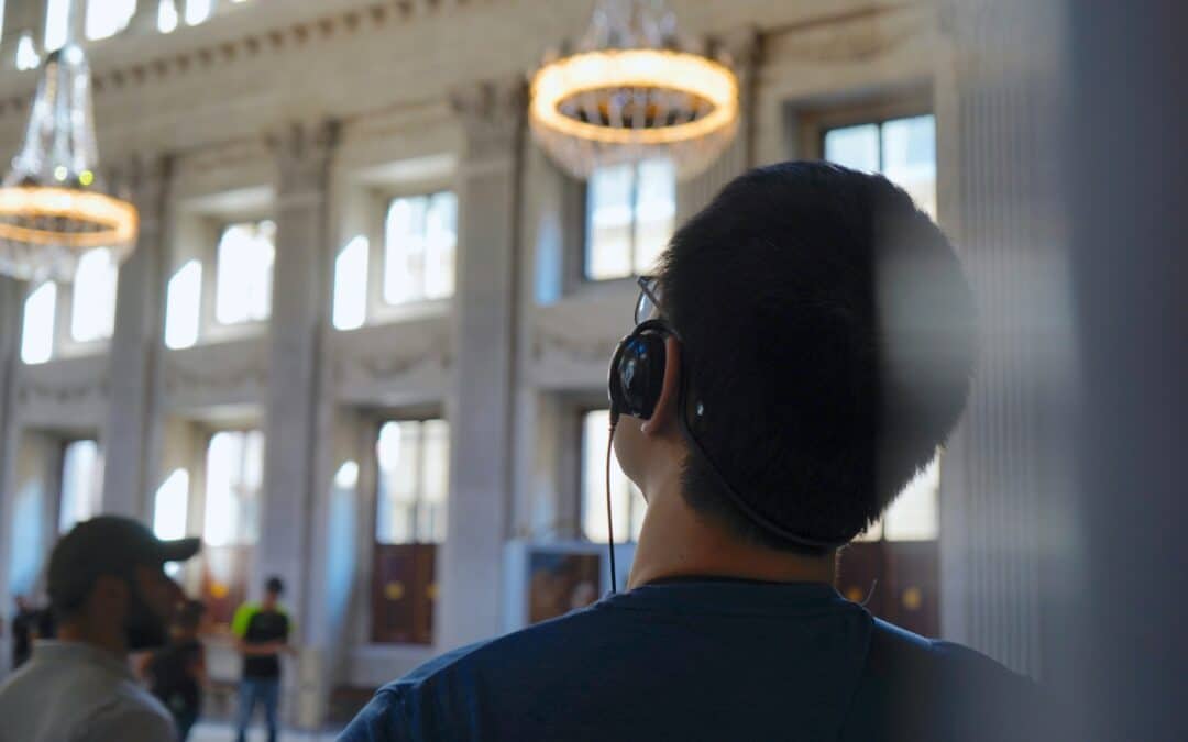 5 Types of Assistive Listening Systems Explained